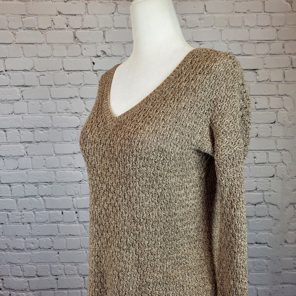 𝅺AMERICAN Eagle Cable Knit Sweater sz XS - Picture 3 of 11